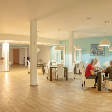 Shipka Hotel 3*
